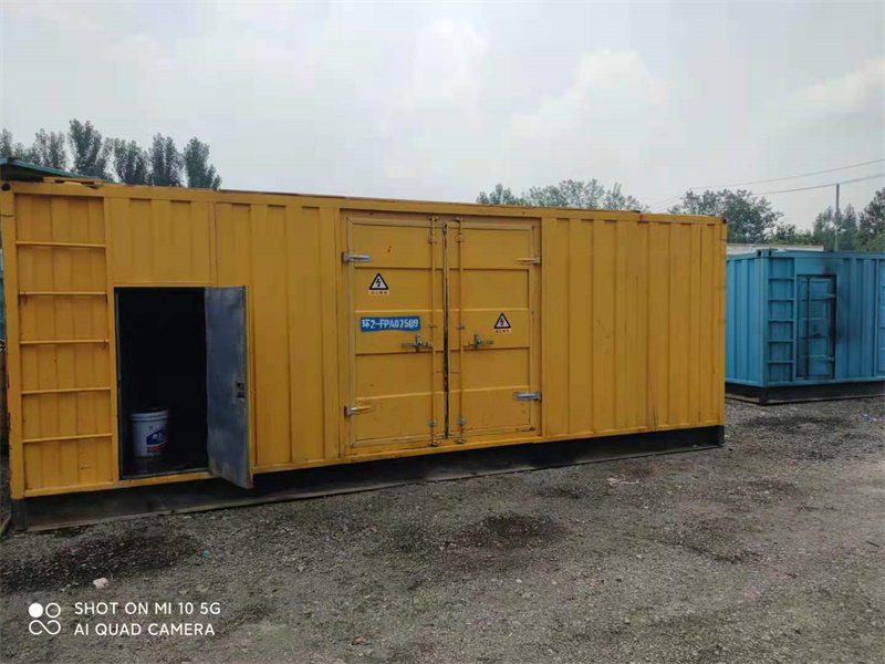 重庆200KW柴油发电机组需要配备什么型号的电缆线？